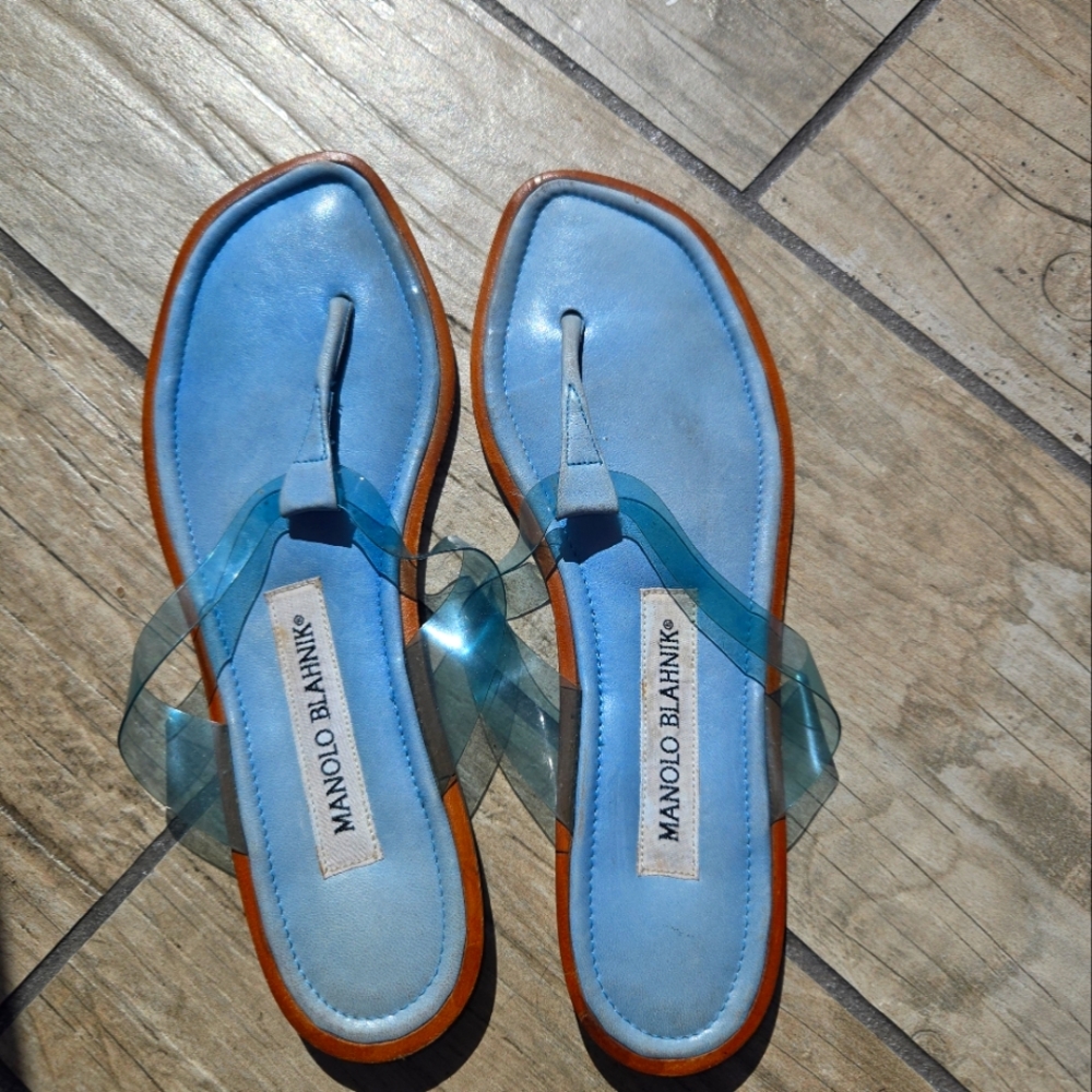 manolo blahnik flip flop sandals